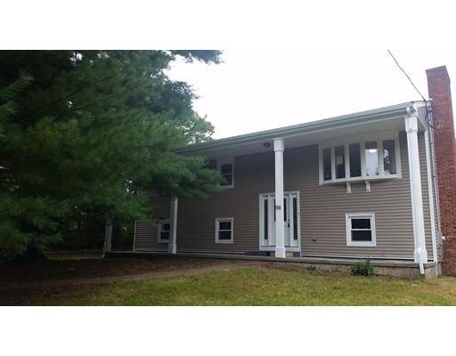 518 Ledge Rd, Seekonk, MA 02771