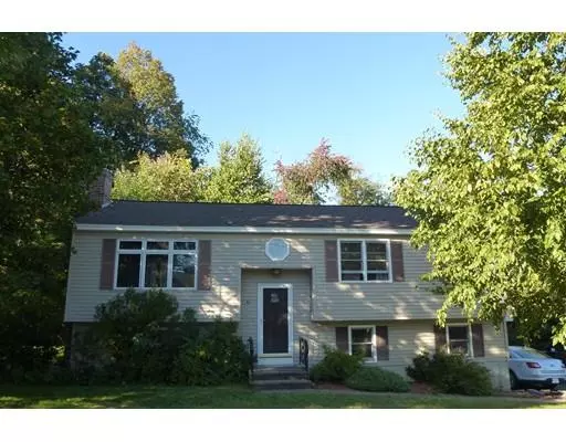 41 Long Hill Dr, Leominster, MA 01453