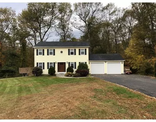 Ludlow, MA 01056,17 Chadbourne Cir