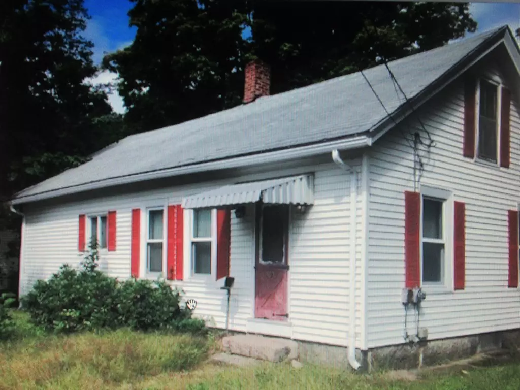 Sutton, MA 01526,2 Ledge St