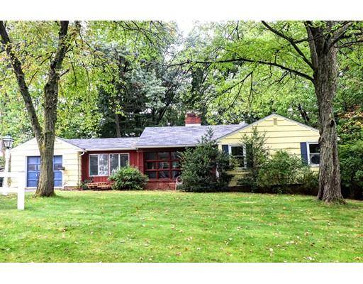 154 E Allen Ridge Rd, Springfield, MA 01118