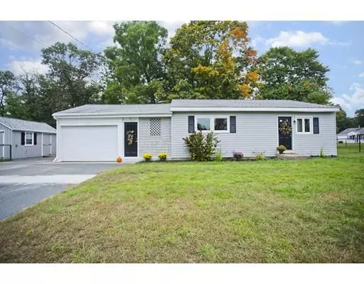 7 Meggison Ln, Holyoke, MA 01040