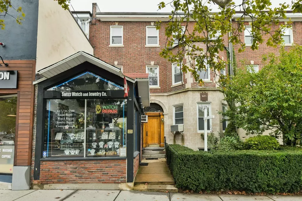 Brookline, MA 02446,1618 Beacon St
