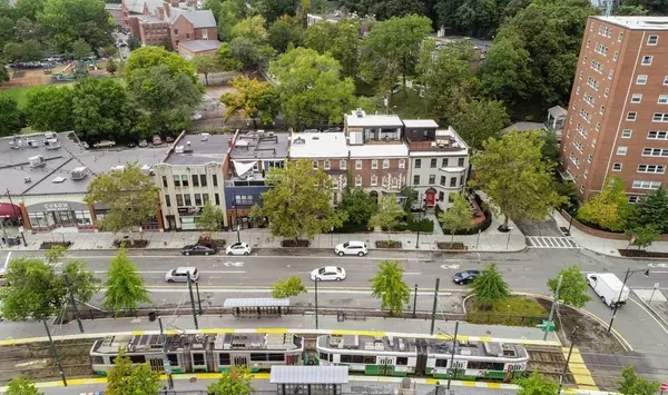 Brookline, MA 02446,1618 Beacon St