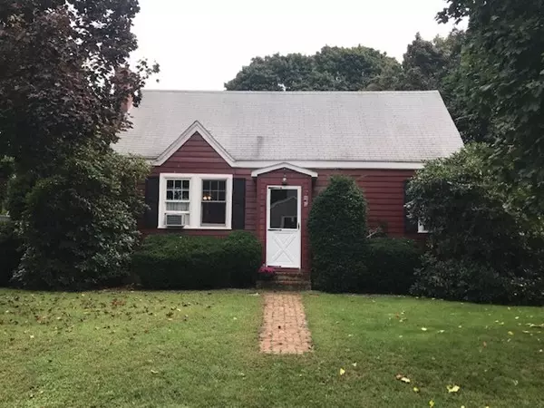 19 Lowell Mason Rd, Medfield, MA 02052