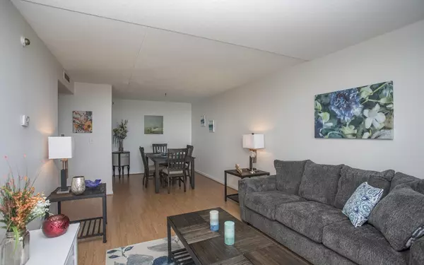 Weymouth, MA 02191,73 Broad Reach #M61C