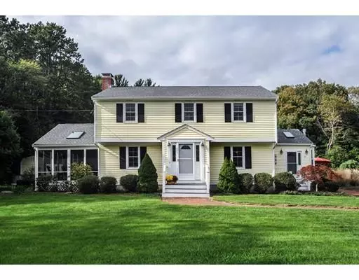 8 Olde Pasture Rd, Duxbury, MA 02332