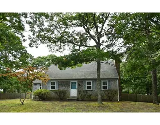 5 Captain Jud Rd, Dennis, MA 02660