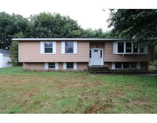 20 Off Bourne St, Palmer, MA 01080