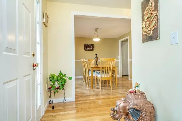 Westborough, MA 01581,34 Indian Pond Road