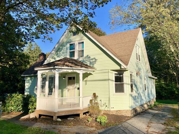 202 Wheelock Ave, Millbury, MA 01527