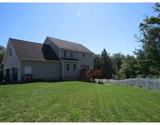 Uxbridge, MA 01569,26 Mountainview