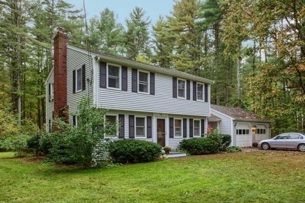 12 Algonquin Road, Pepperell, MA 01463