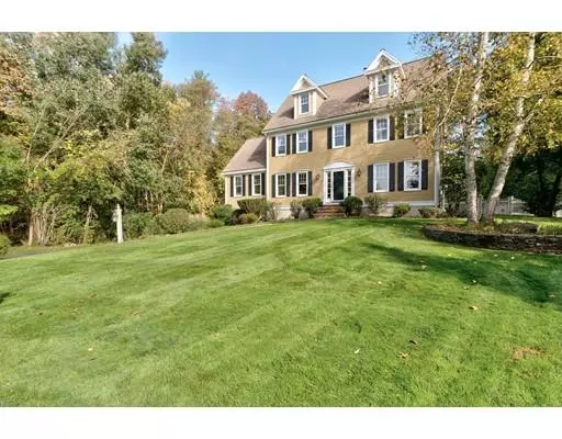 North Reading, MA 01864,7 Equestrian Drive