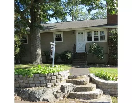 19 Magnolia St, Saugus, MA 01906