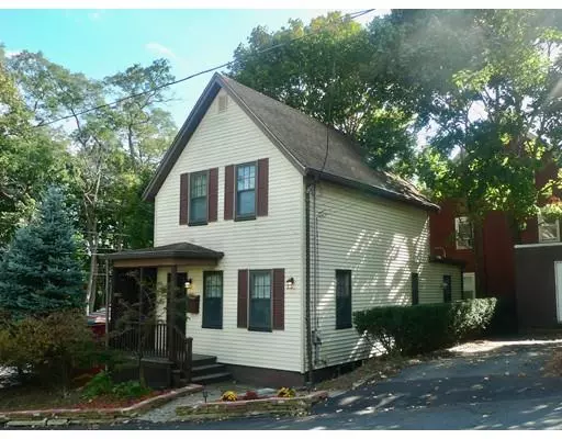 22 Highland St, Wakefield, MA 01880