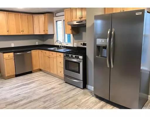 Peabody, MA 01960,10 Washington Pl