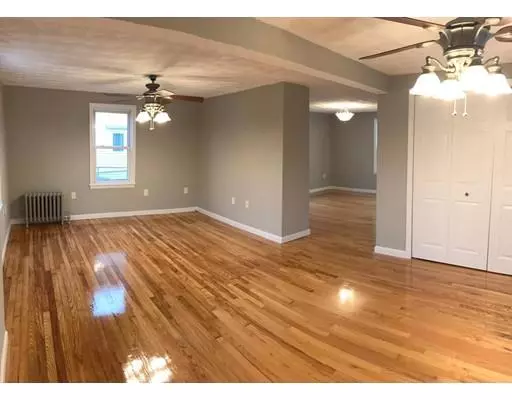 Peabody, MA 01960,10 Washington Pl