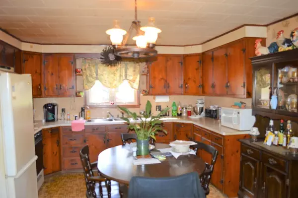 Somerset, MA 02726,147 Dublin St