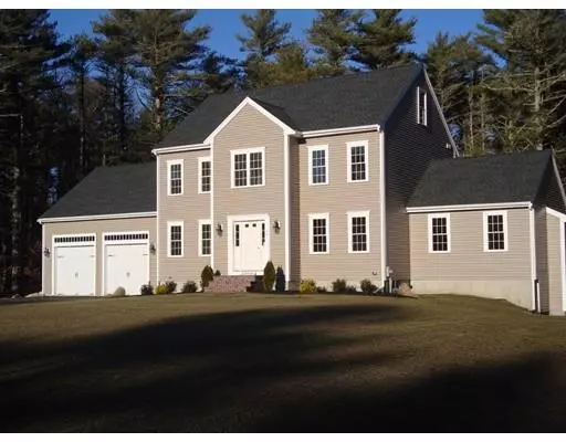 Middleboro, MA 02346,48 Whitetail Lane