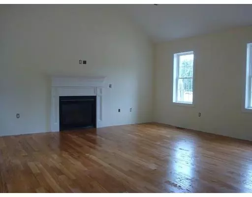 Middleboro, MA 02346,48 Whitetail Lane