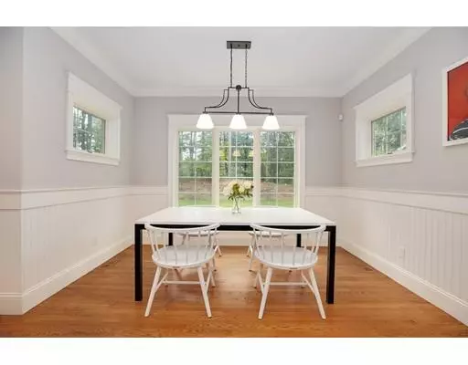 Needham, MA 02494,99 Wellesley Ave