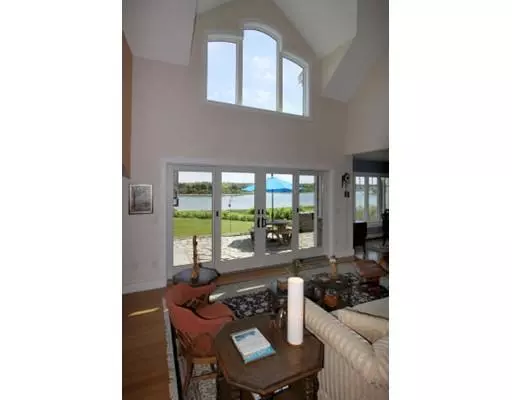 Eastham, MA 02642,385 Mary Chase Road