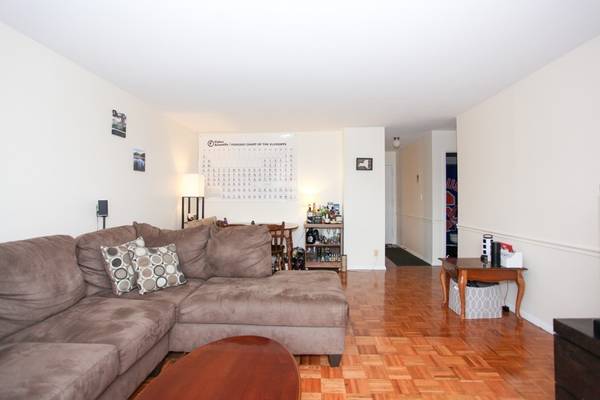 Cambridge, MA 02138,1105 Massachusetts Avenue #5B