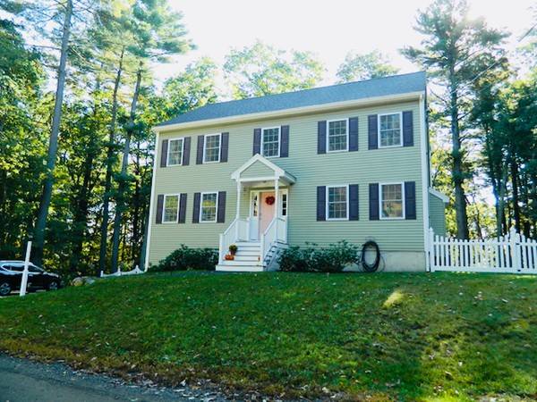 22 Hollywood Ter, North Reading, MA 01864