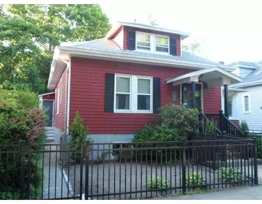 Fairhaven, MA 02719,6 Maple Ave