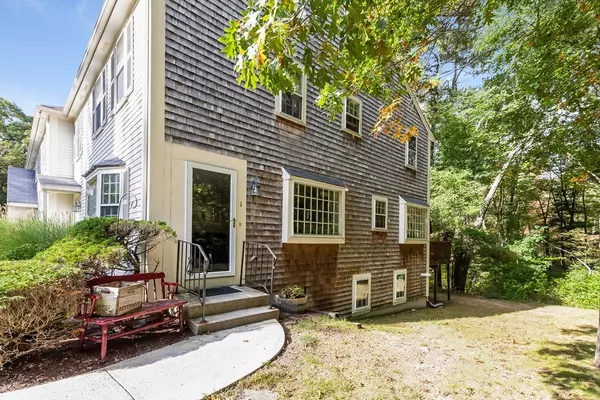 Norton, MA 02766,1 Old Meetinghouse Green #1