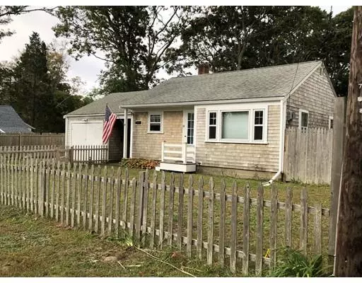 Bourne, MA 02532,19 Buzzards Bay Ave