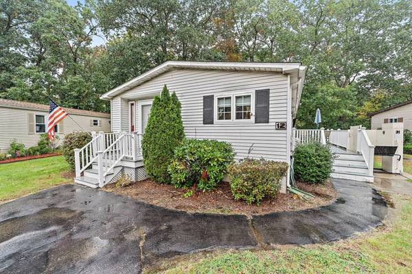 12 Baywood Street, Rockland, MA 02370