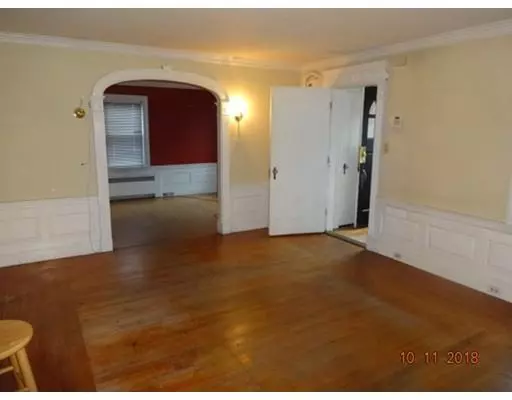 Methuen, MA 01844,37 Tower St