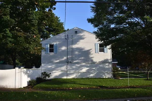 Peabody, MA 01960,6 Mansfield St