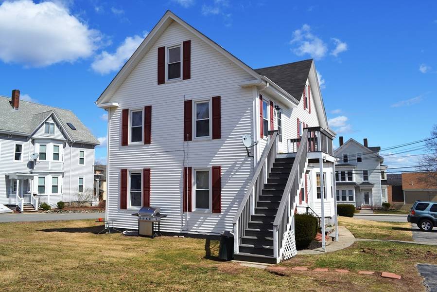 431 High St, Somerset, MA 02726