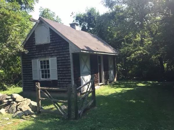 Somerset, MA 02725,200 Lawton St