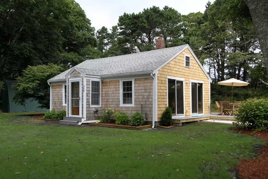 368 Main St, Harwich, MA 02645