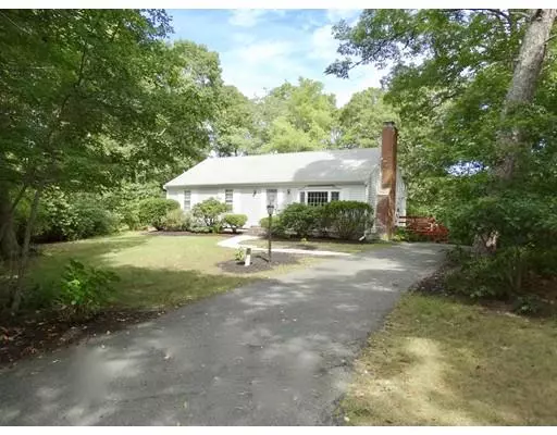 92 Partridge Valley Road, Yarmouth, MA 02673