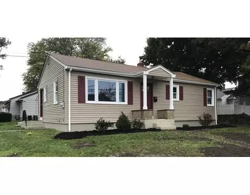 1971 County St, Somerset, MA 02726