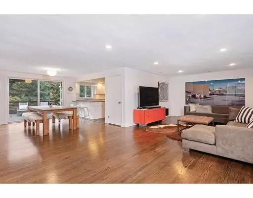 Needham, MA 02494,224 Greendale Ave