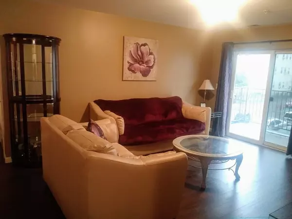 Peabody, MA 01960,84 Aborn St #2102