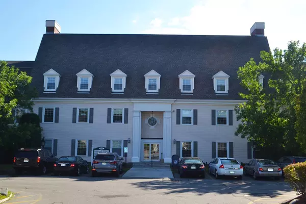 565 Turnpike St #77, North Andover, MA 01845