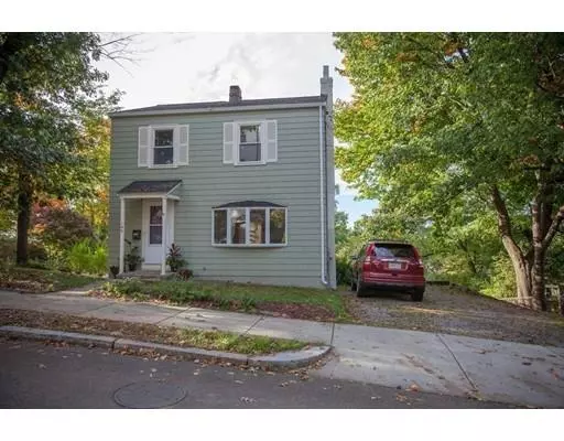 190 Lancaster Terrace, Brookline, MA 02446