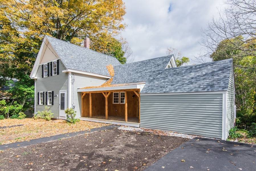 88 Groton St, Pepperell, MA 01463