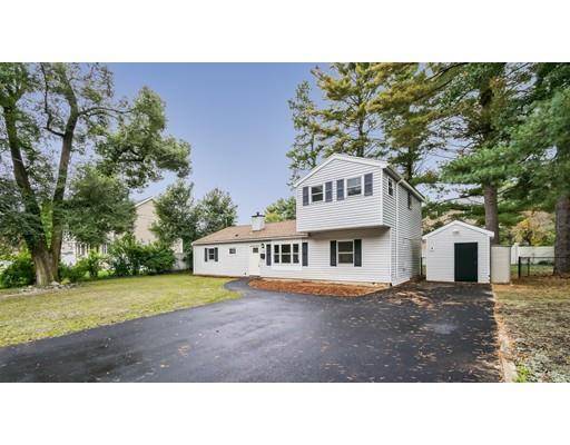 22 Dirlam Cir, Tewksbury, MA 01876