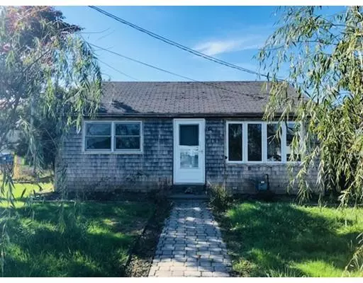 206 Bristol Ferry Rd, Portsmouth, RI 02871