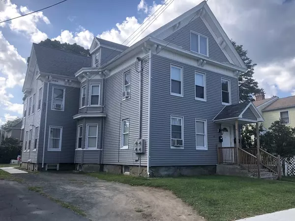 35 Taylor St, Holyoke, MA 01040