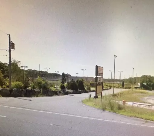 Swansea, MA 02777,378 G.A.R. Highway