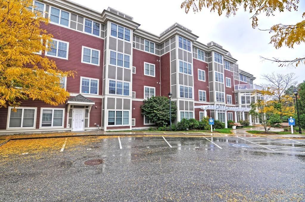 35 Commonwealth Ave. #102, Newton, MA 02467